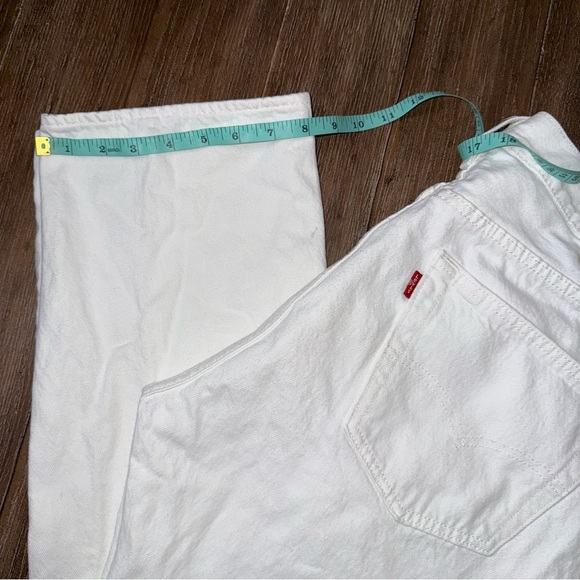 Men’s Levi’s 501 White Jean 32x28 Straight fit Button a fly - Picture 2 of 13
